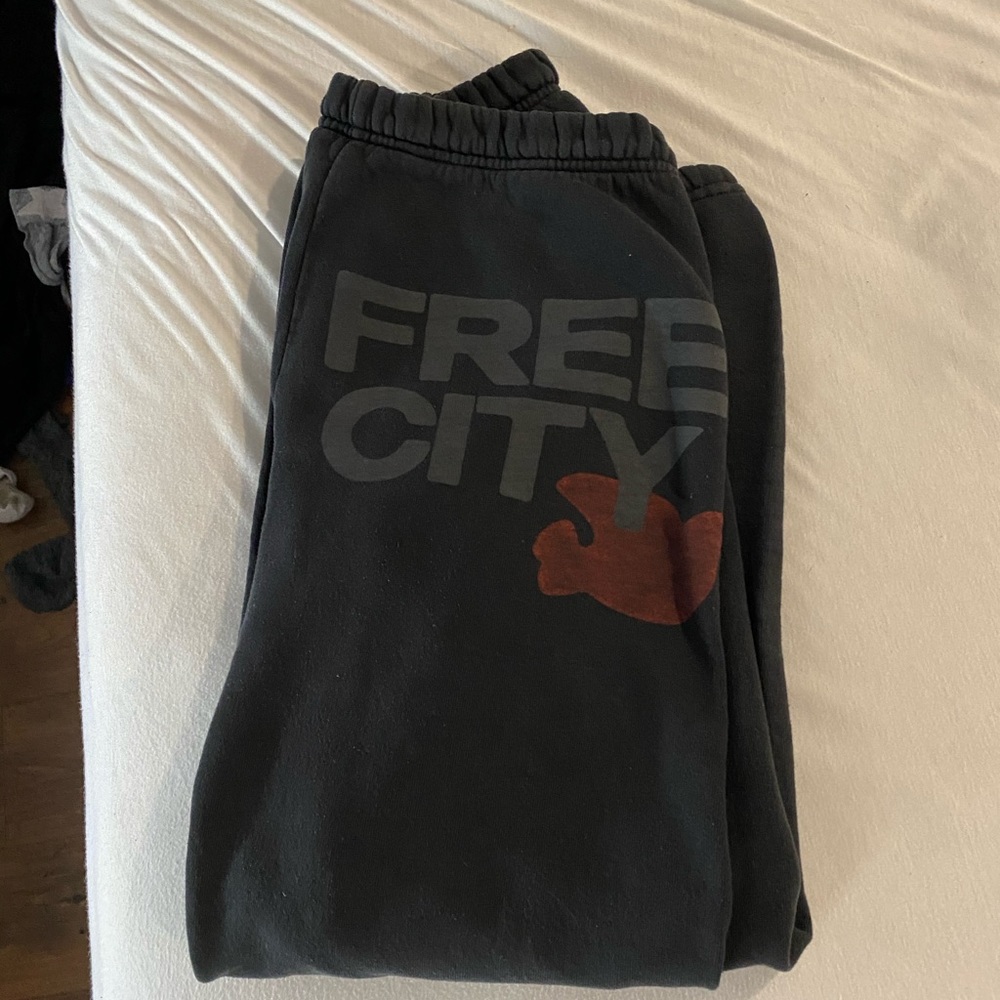 Freecity sweatpants
